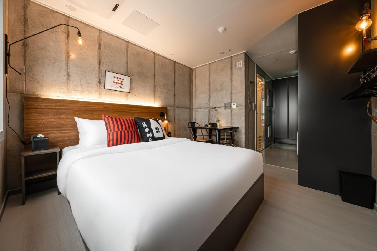 Urbanstay Boutique Nampo Biff Apartment Busan